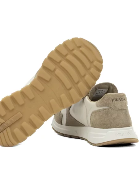 Sneakerși Prada cu autograf