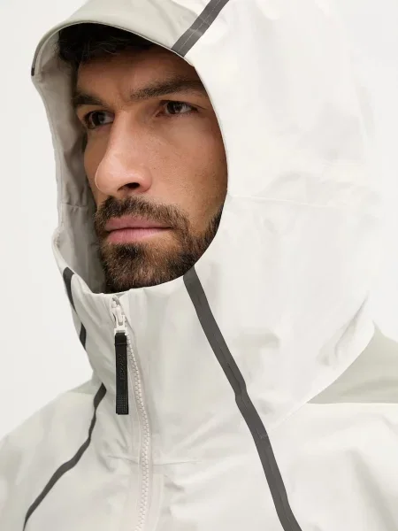 Куртка Adidas Terrex бежевая