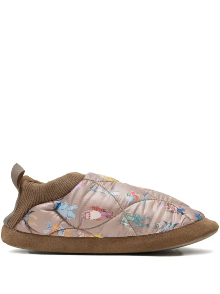 Pikowane kapcie Undercover