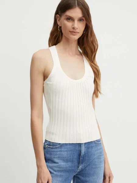 Топ Guess бежово