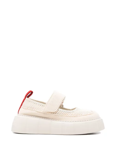 Sneakerși Inuikii