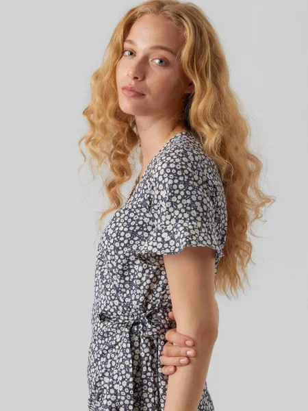 VERO MODA Obleka HENNA dimno modra / off-bela bela
