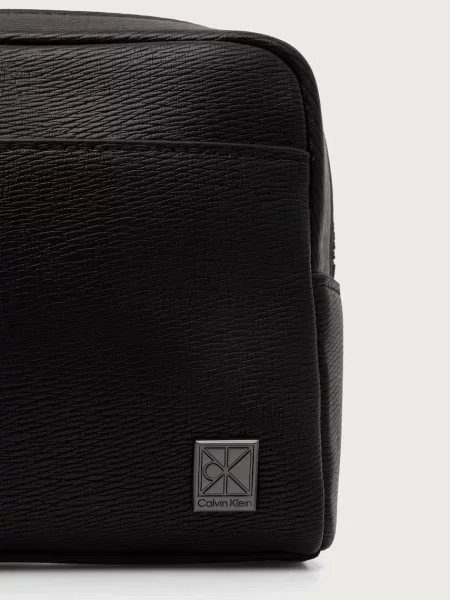 Saszetka Calvin Klein czarna