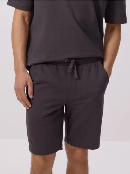 Reserved Pantaloni sport scurți regular fit gri-închis gri