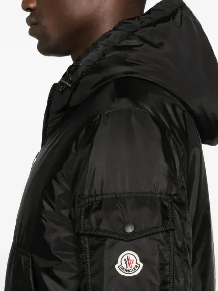 Geacă Moncler cu glugă negru