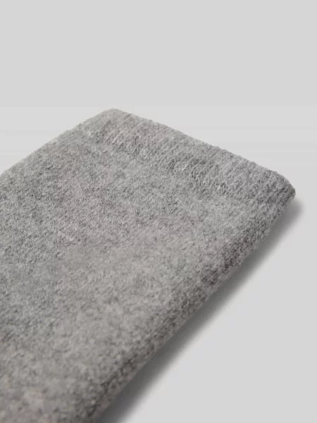 Skarpetki o kroju regular fit z mieszanki wełny z dodatkiem model ‘Cosy’ Camano