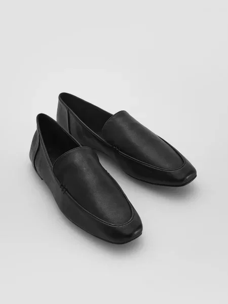 Кожаные лоферы Reserved черные