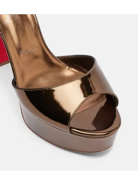 Sandale Christian Louboutin din piele cu platformă maro
