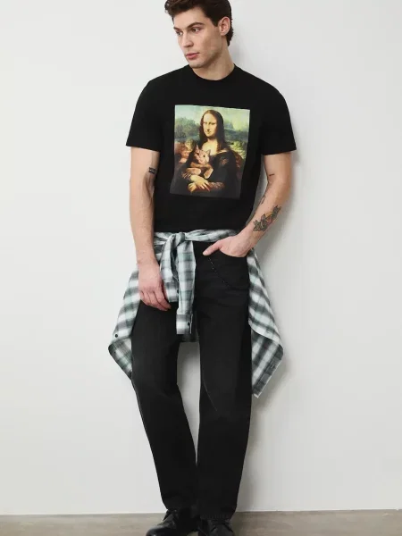 Medicine póló fekete