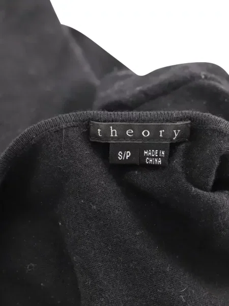 Tricou Theory drapate lung negru