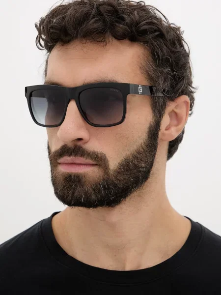 Sončna očala Guess črna