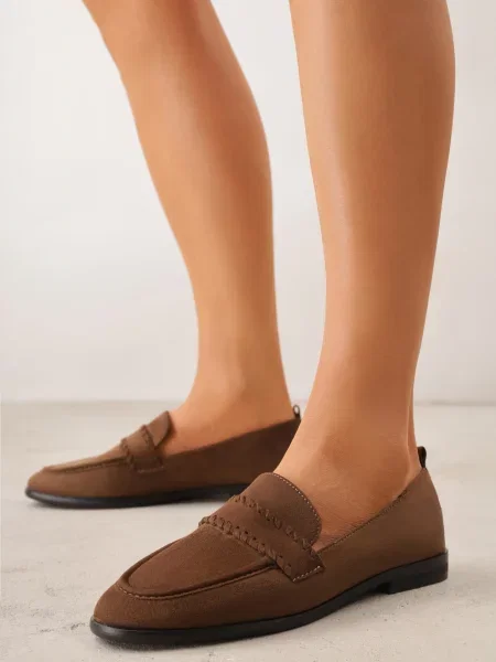 Mocasini maro