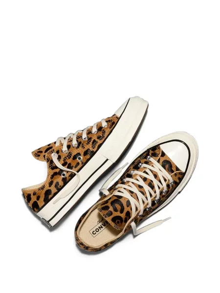 Sneakerși Converse Chuck Taylor All Star cu platformă din piele de căprioară streetstyle negru