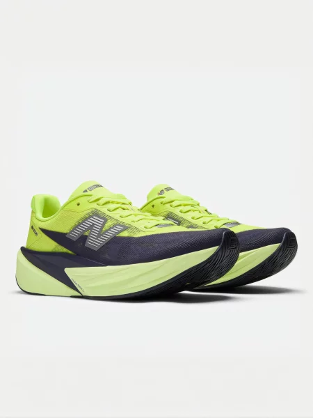 Кроссовки для бега New Balance FuelCell зеленые