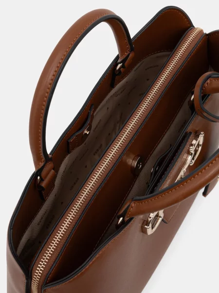 Кожаная сумка Guess