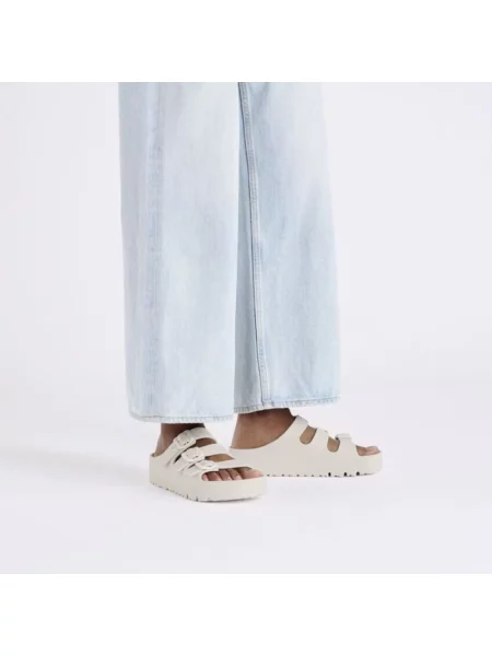 Klapki Birkenstock na platformie szare