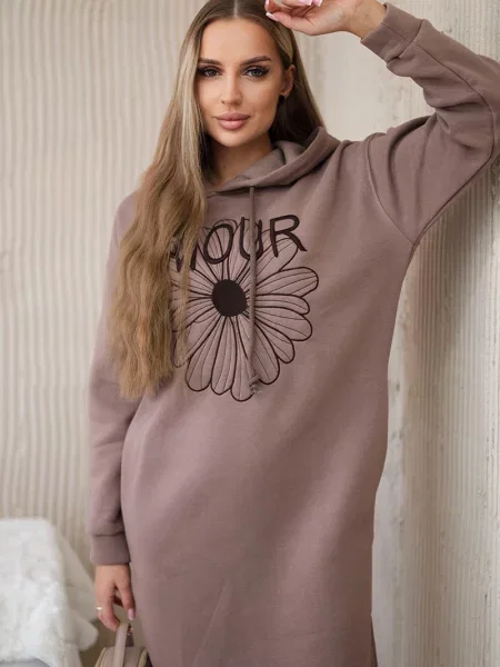 Haftowana długa sukienka maxi Kesi ocieplana brązowa