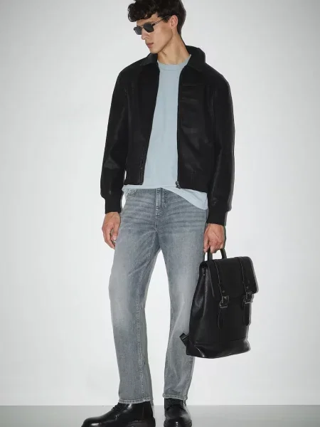 Яке Medicine преходен модел черно