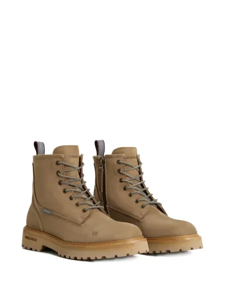Botine Woolrich cu șireturi din dantelă