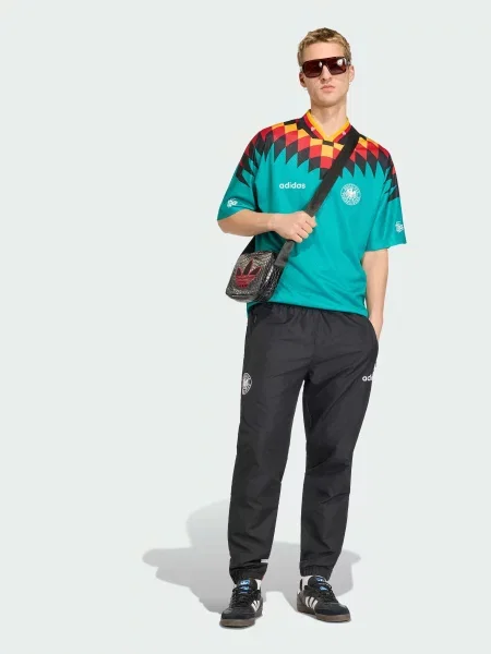 Футболка Adidas зеленая