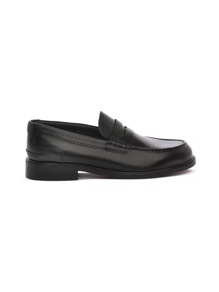 Mokasíny Clarks čierna