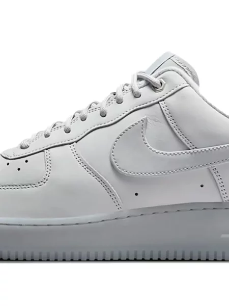 Маратонки Nike Air Force 1 с връзки с дантела сребристо
