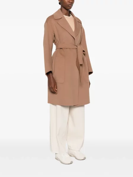 Öves kabát 's Max Mara hajtókával