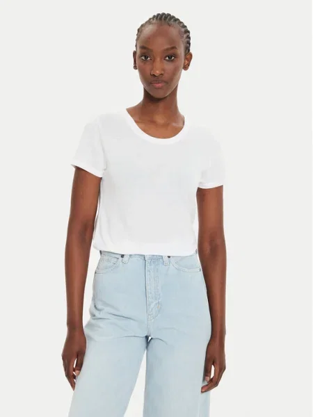 Тениска Gap черно