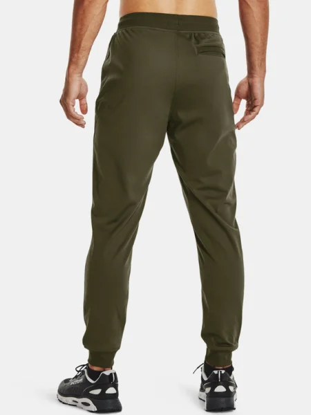 Панталони jogger Under Armour зелено