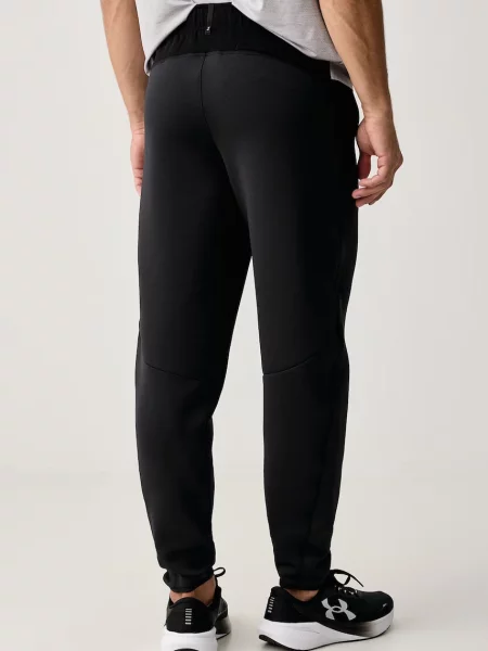 Under Armour spodnie dresowe Unstoppable czarne