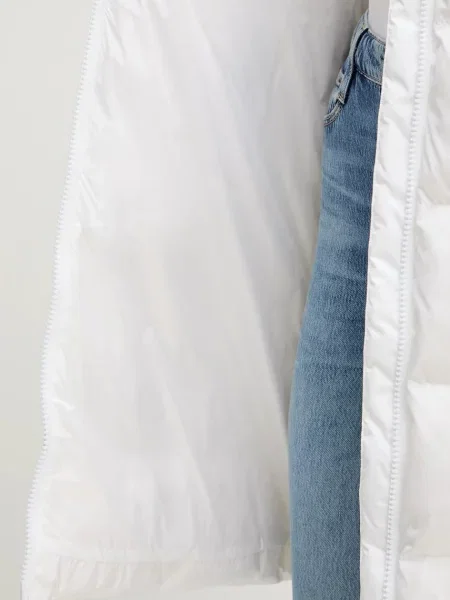 Пуховик Armani Exchange белый