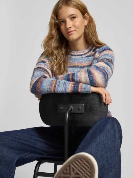 Sweter z dzianiny o kroju regular fit z dodatkiem wełny model ‘CELESTE CREW’ Pepe Jeans
