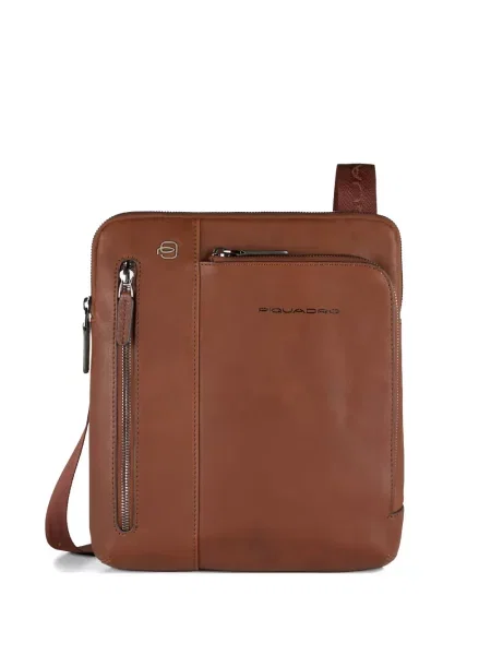 Geanta crossbody Piquadro maro