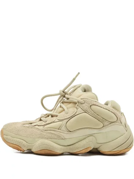 Sneakerși Adidas Yeezy din piele de căprioară