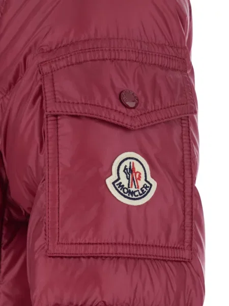 Geacă Moncler cu glugă roșu