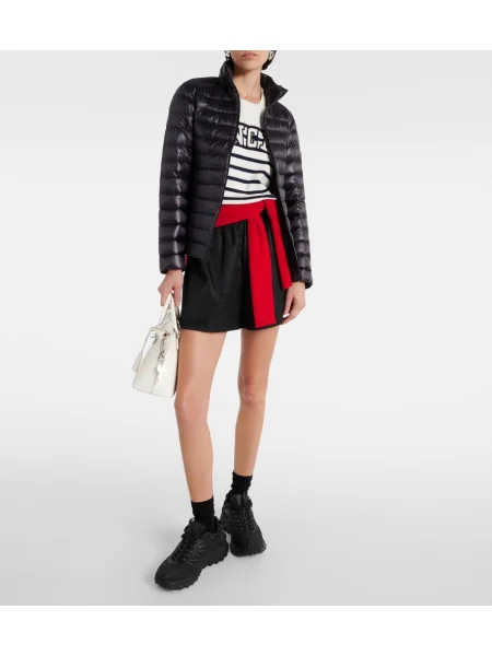 Pehelydzseki Moncler fekete