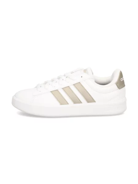 Tenisky Adidas bílé