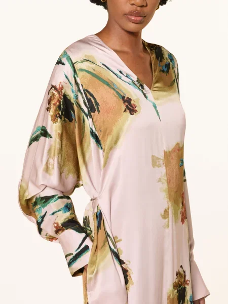 Inwear Saténové Šaty Meadowiw světle růžová / khaki černá