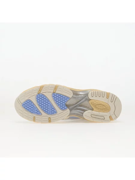 Superge Asics