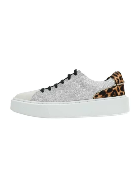 Pantofi Clarks
