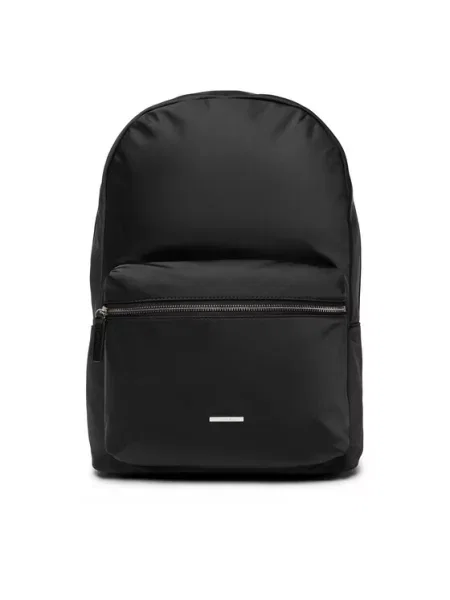 Nahrbtnik Calvin Klein črna