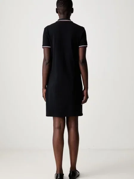 Платье Fred Perry