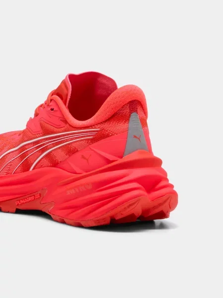 Кроссовки для бега Puma Nitro красные