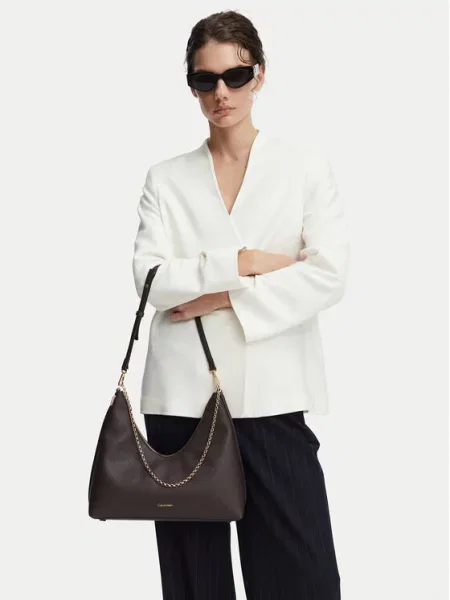 Calvin Klein torebka hobo z imitacji skóry brązowa