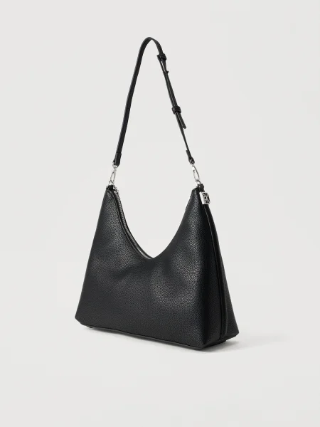 Calvin Klein Geantă Emblem Hw Pebble Shoulder Bag negru