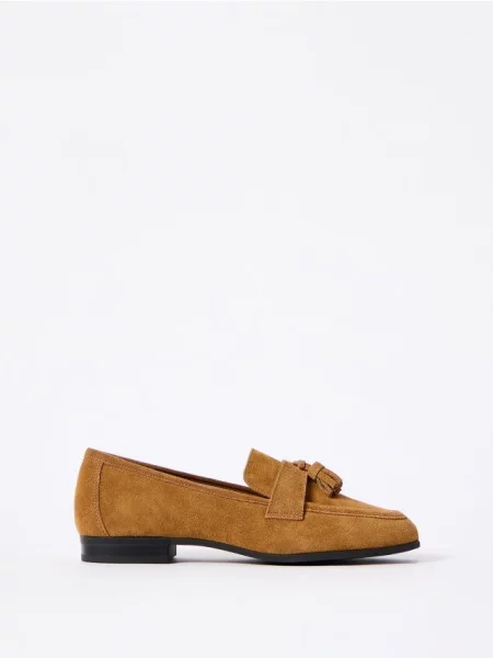 Mohito Odiniai loafers stiliaus batai smėlio