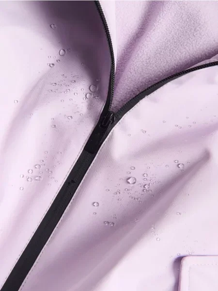 Reserved Kurtka softshell z kapturem fioletowy