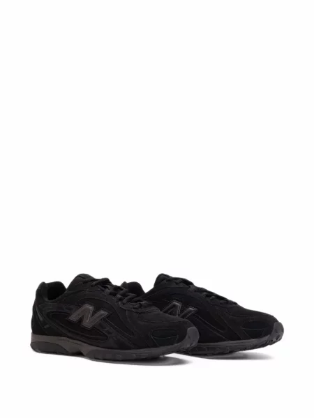 Панталон New Balance бродирани черно