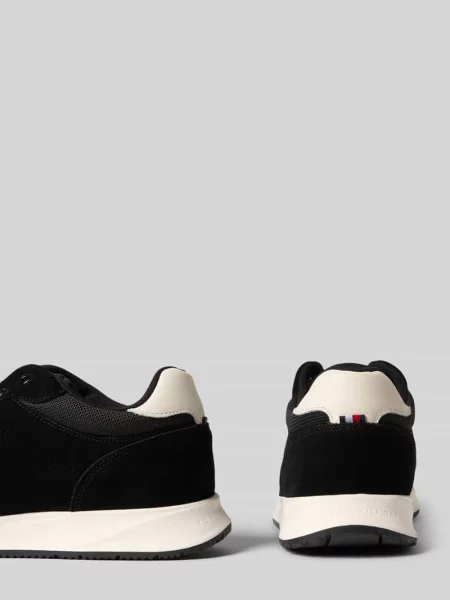 Sneakersy niskie ze skóry naturalnej model ‘NEWPORT’ Tommy Hilfiger czarne