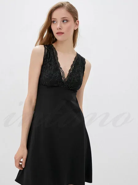 Короткая ночнушка чорна